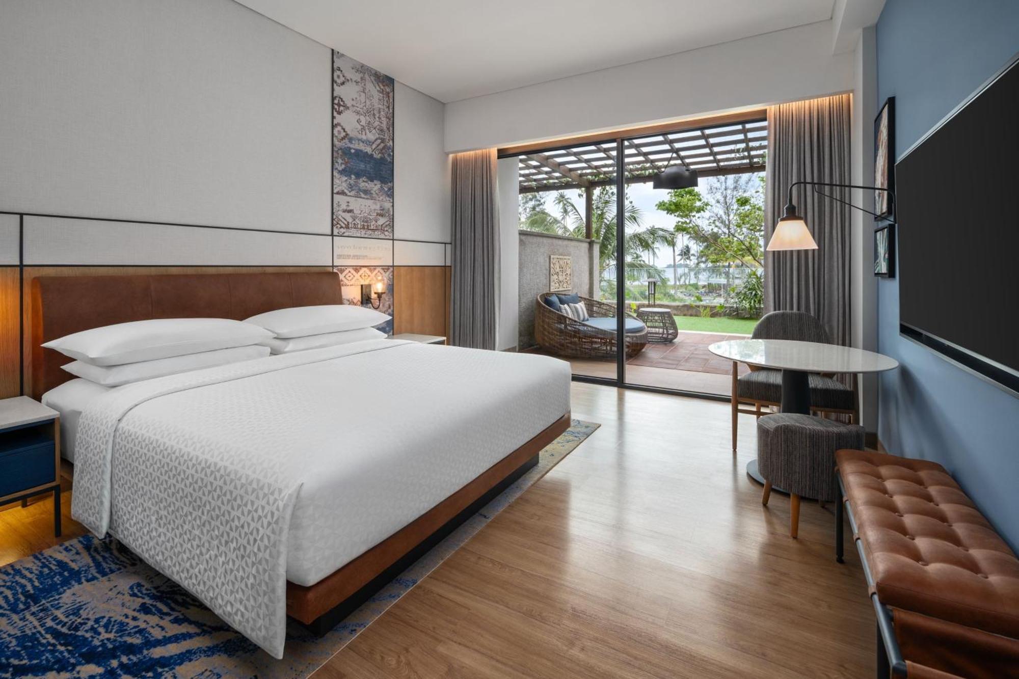 Four Points By Sheraton Bintan, Lagoi Bay Exterior photo